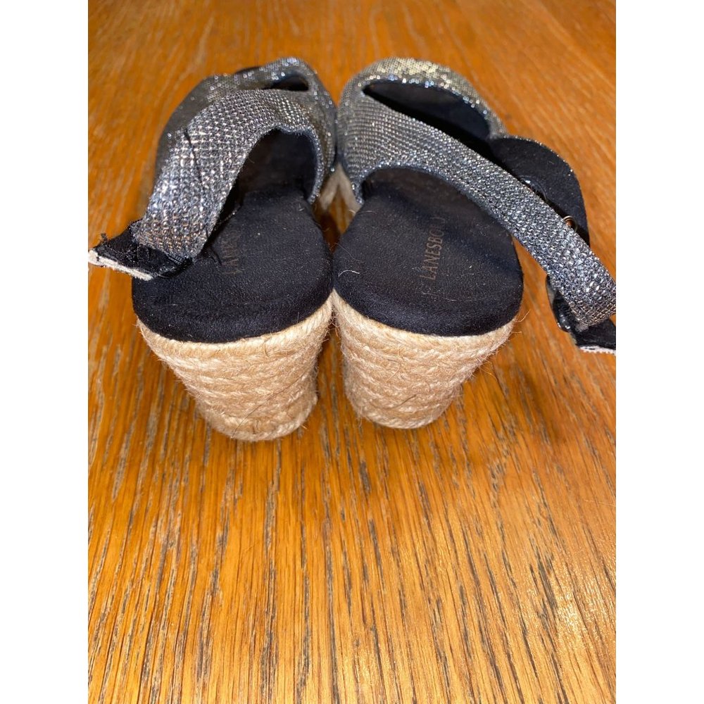 Lanesboro Silver Metallic Wedge Sandals-7.5 - Picture 2 of 5